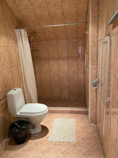Kuru Guest House Ngoại thất bức ảnh