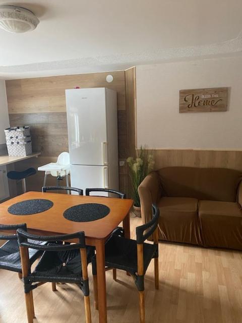 Kuru Guest House Ngoại thất bức ảnh